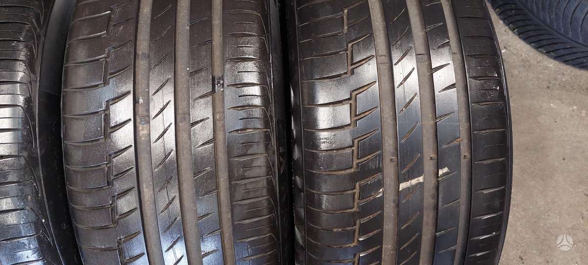 Continental, летние 235/40 R19