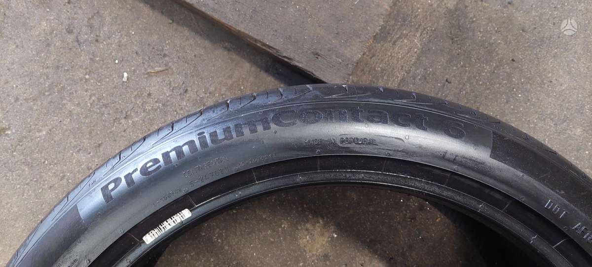 Continental, summer 235/40 R19