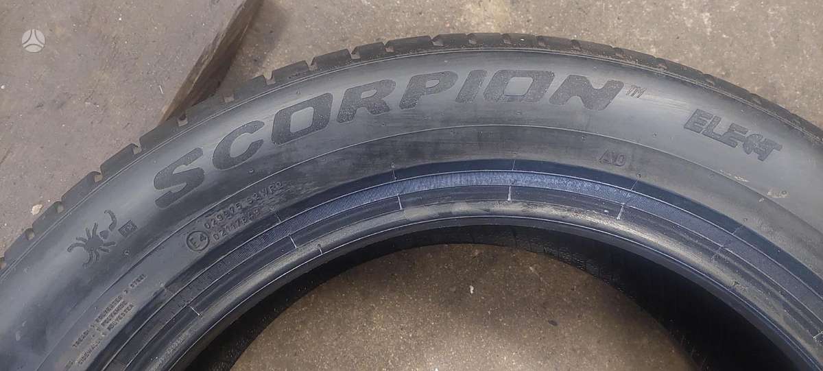 Pirelli, summer 235/55 R19