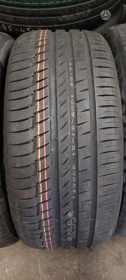 Continental, summer 275/40 R22