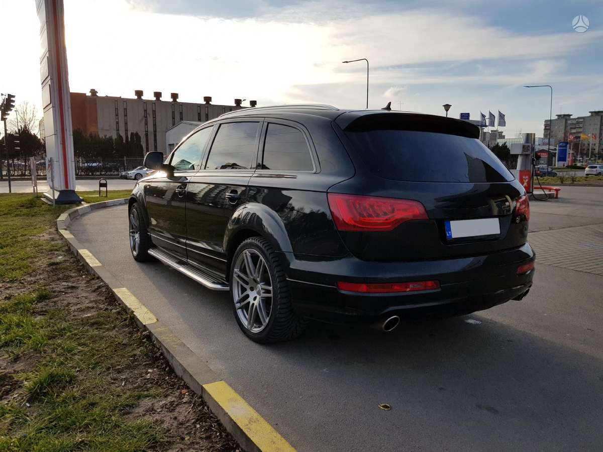 Audi Q7, 3.0 l., Внедорожник / Кроссовер