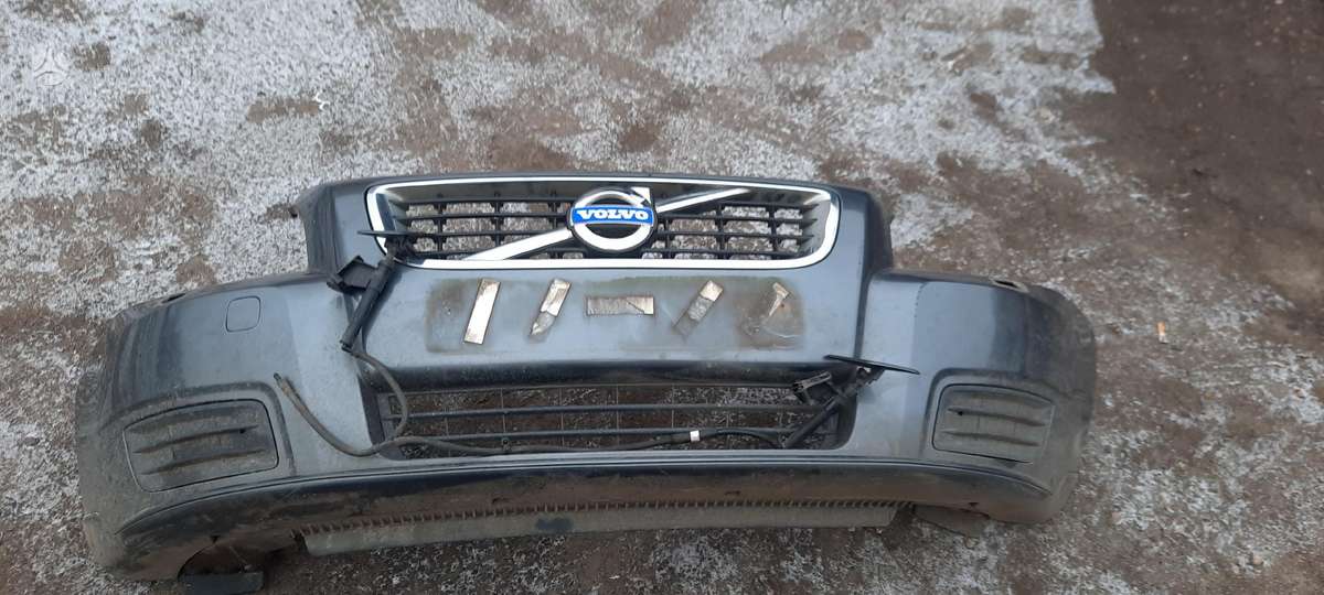 Volvo V50, Buferis, body parts