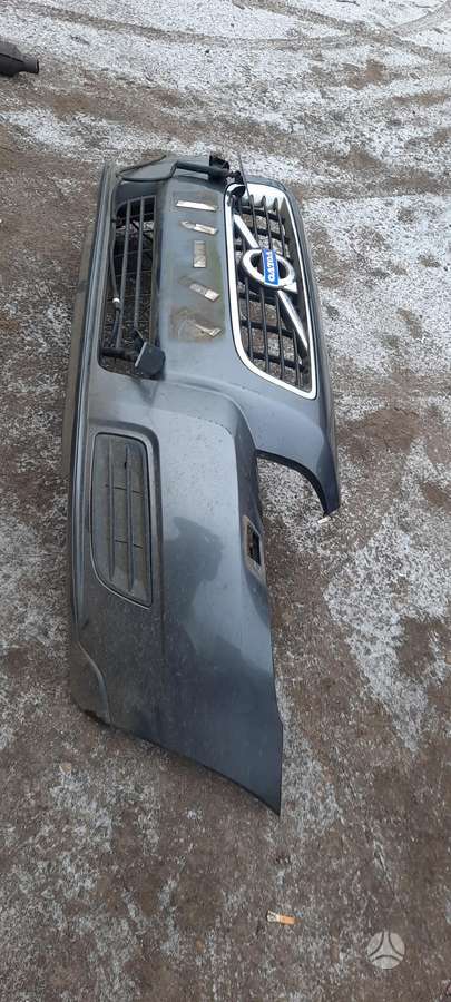 Volvo V50, Buferis, body parts