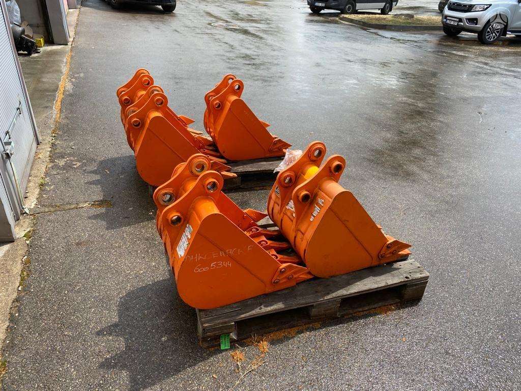 Case CX 50, DOOSAN, statybos ir kelių tiesimo technika