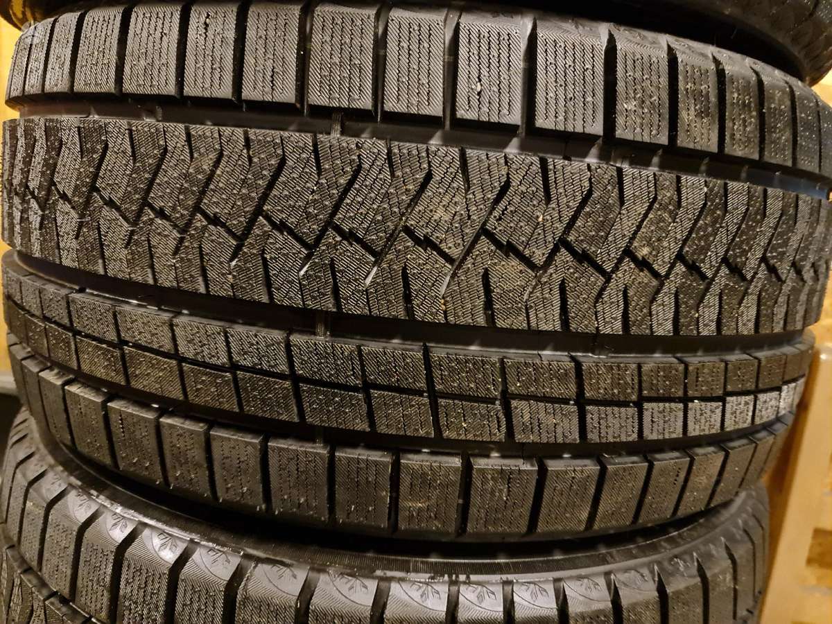Triangle, žieminės 255/35 R19