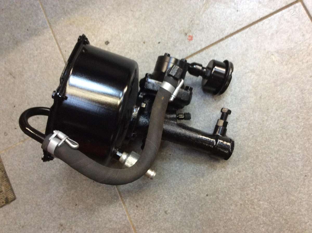 GAZ 24 apdailos detalės
