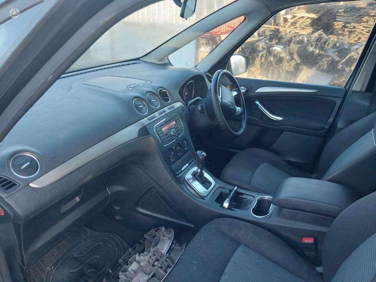 Ford Galaxy dalimis