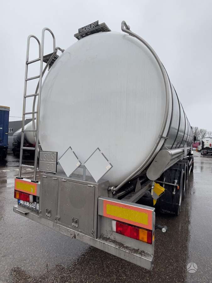 Burg, tanker