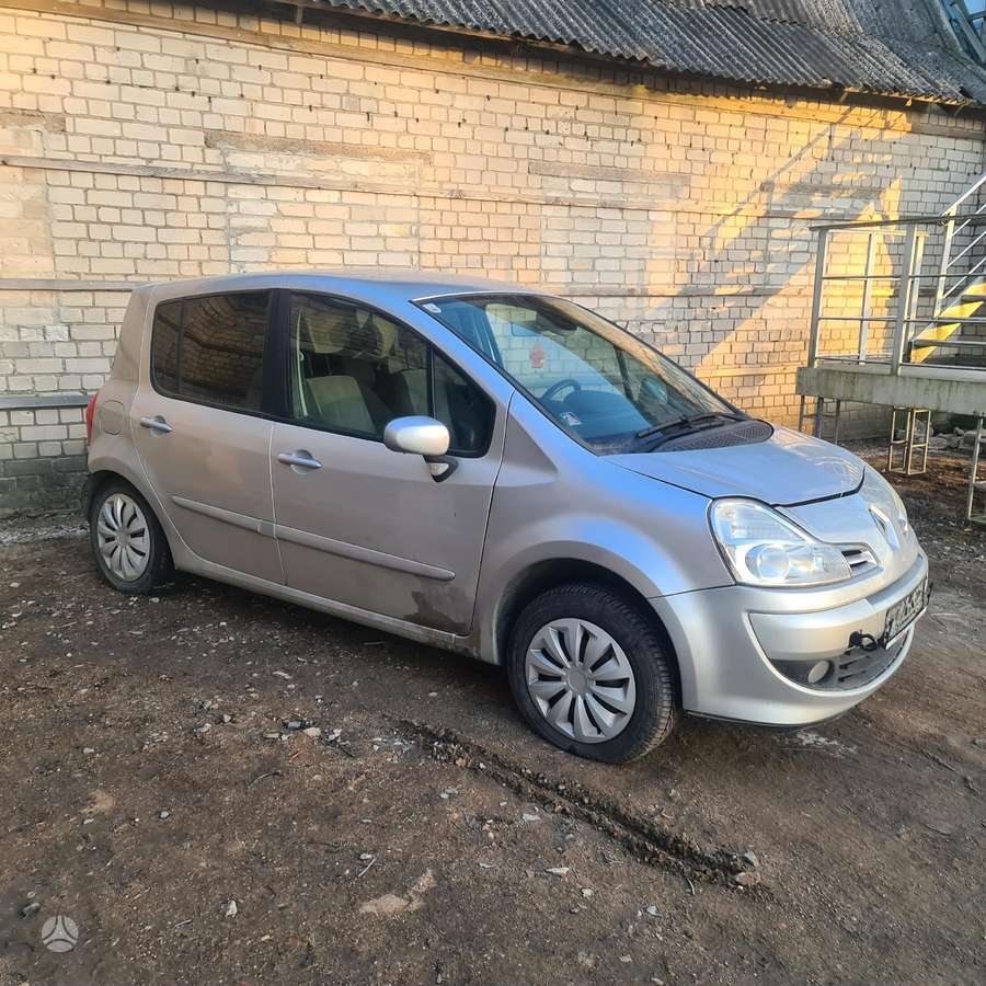 Renault Modus dalimis. Europa dalimis