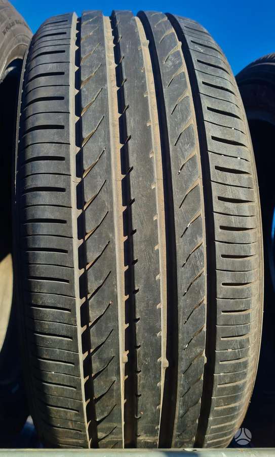 Toyo, летние 215/50 R18