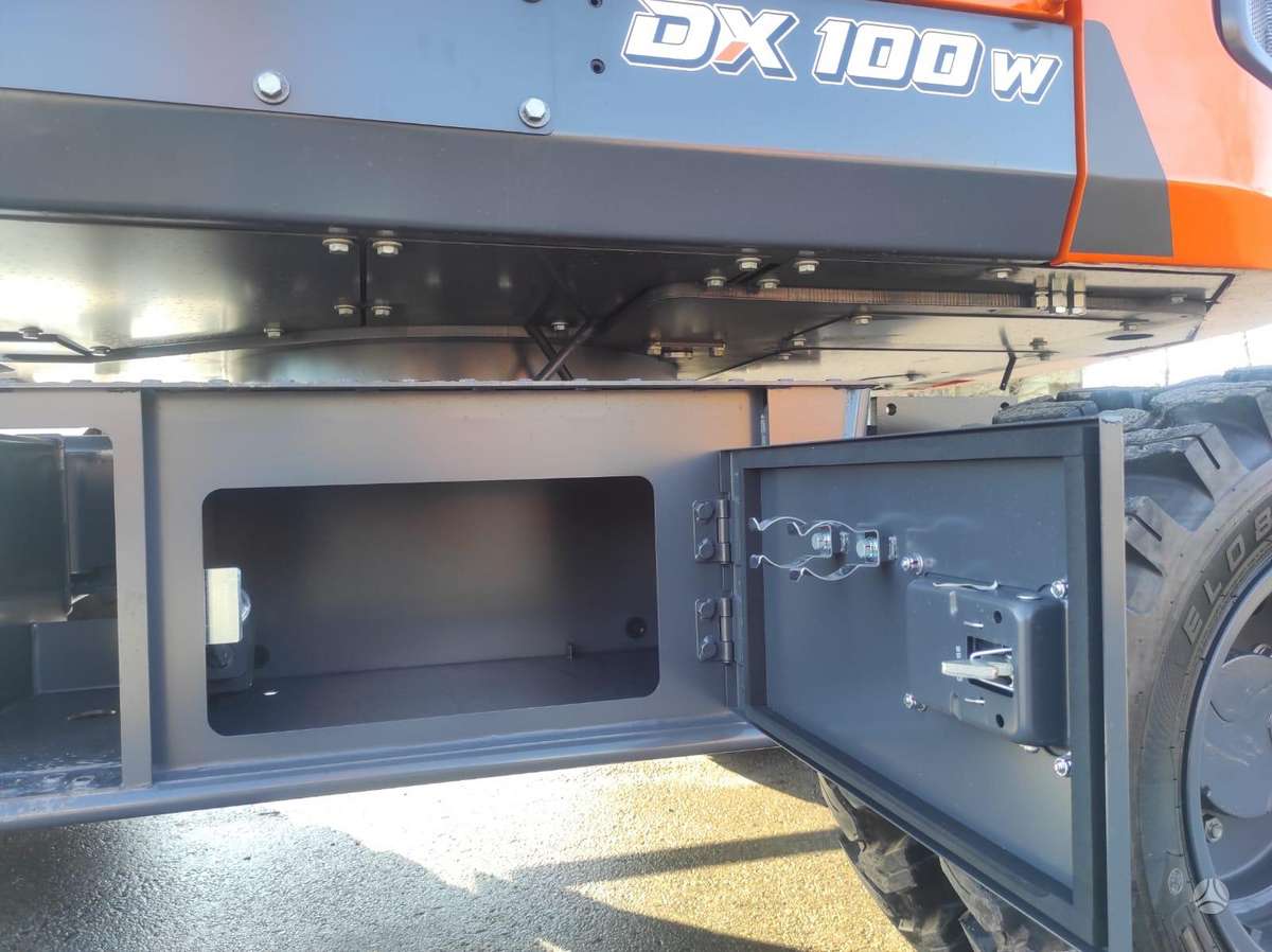 Doosan DX100W-7, экскаваторы