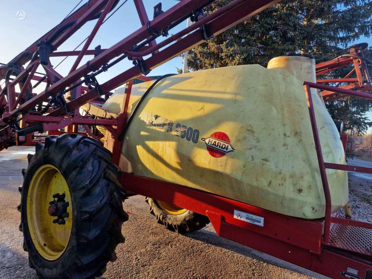 Hardi Ranger 2500, sprayers