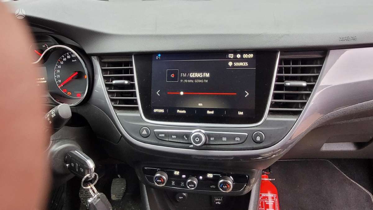 Opel Crossland X
