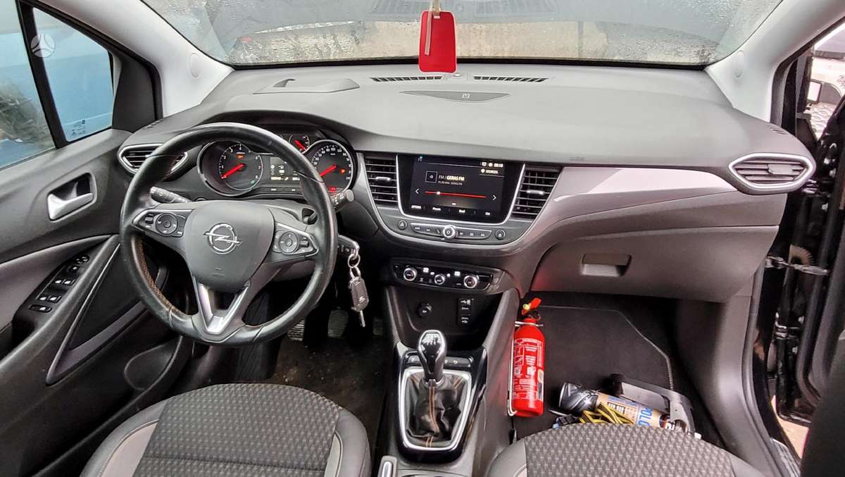 Opel Crossland X