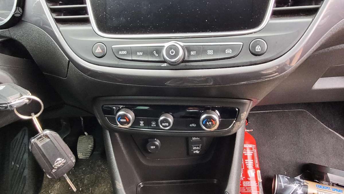 Opel Crossland X