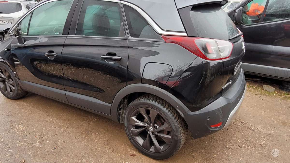 Opel Crossland X