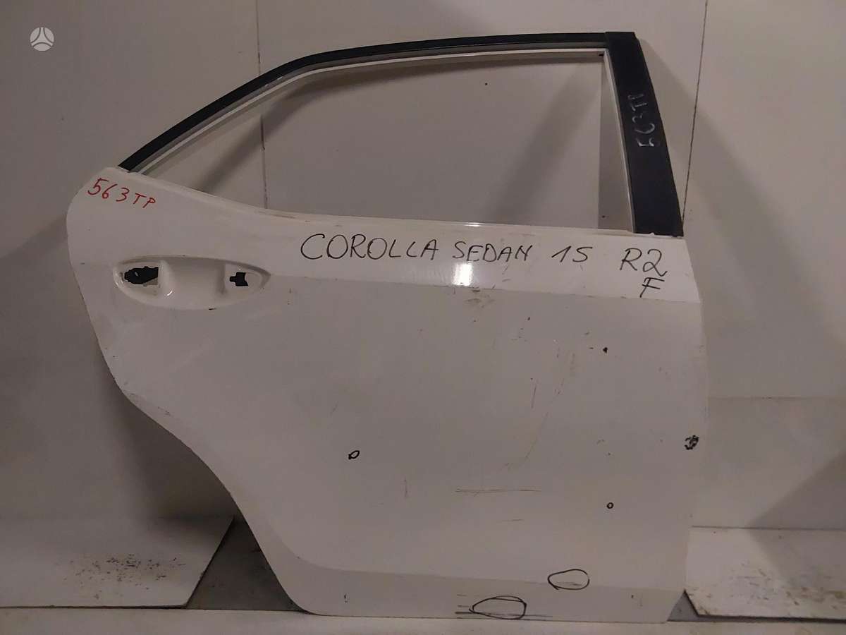 Toyota Corolla kėbulo dalys
