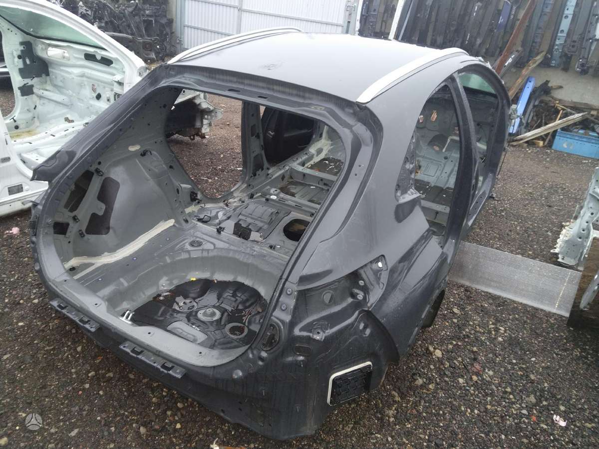 Kia XCeed bamperi