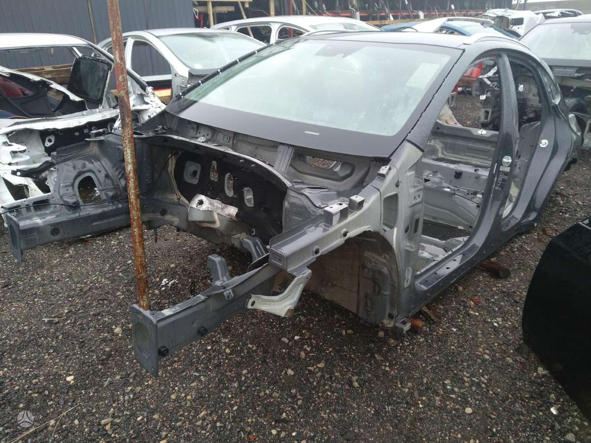 Kia XCeed бамперы (буфера)