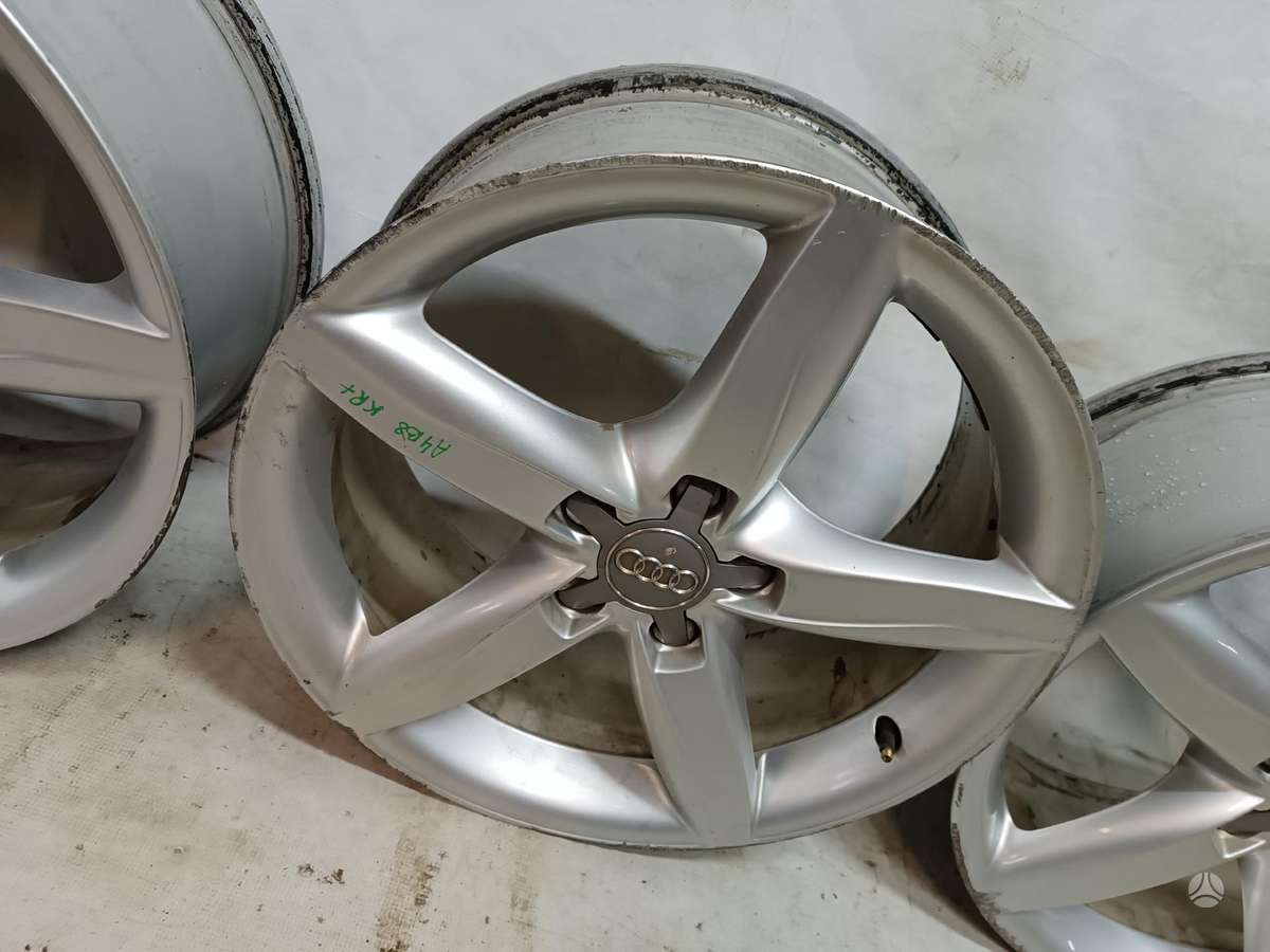 Audi A4B8, light alloy, R18