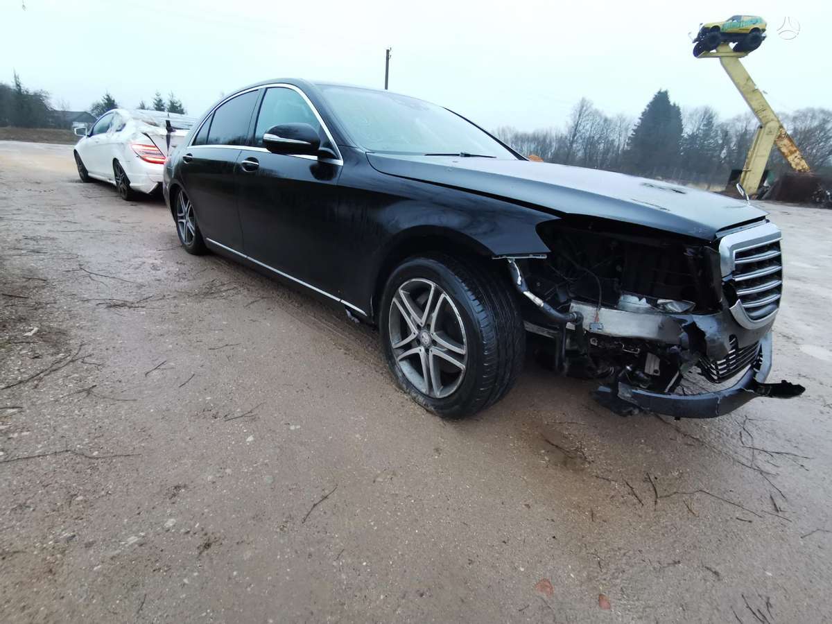 Mercedes-Benz S350 dalimis