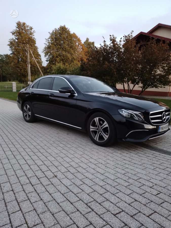 Mercedes-Benz E220 for parts