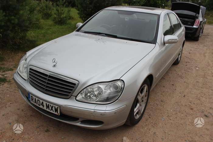 Mercedes-Benz S320 по частям