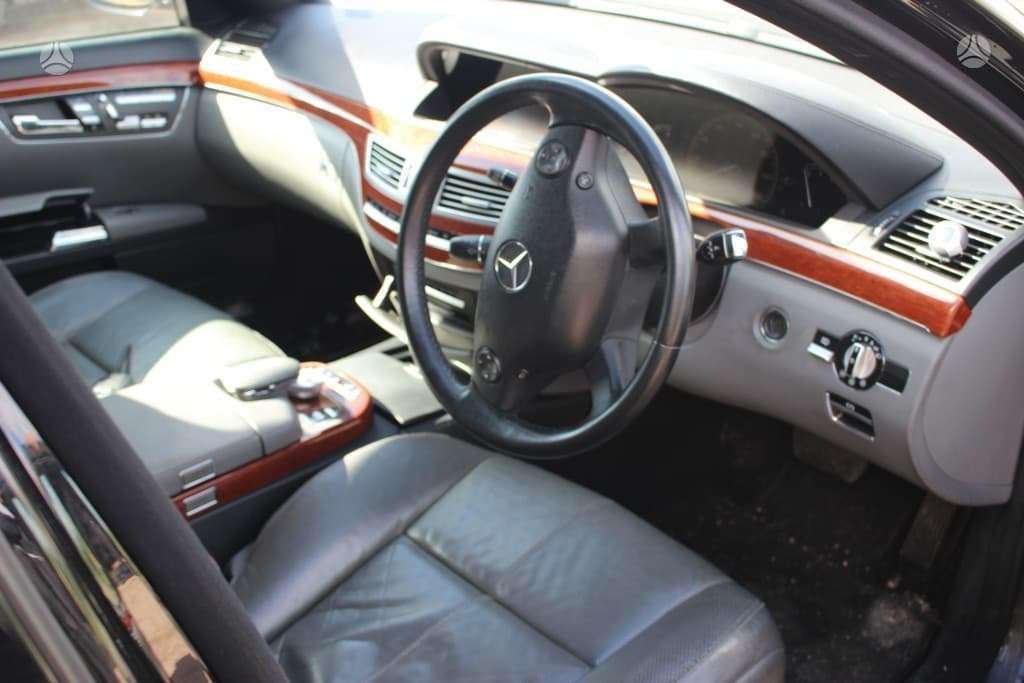Mercedes-Benz S320 по частям