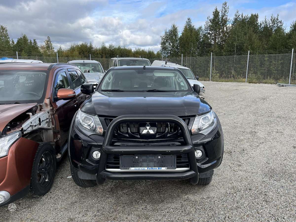 Mitsubishi L200 kėbulo dalys