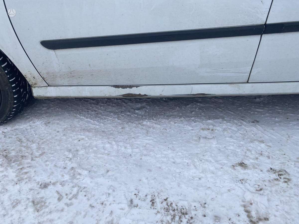 Renault Laguna по частям