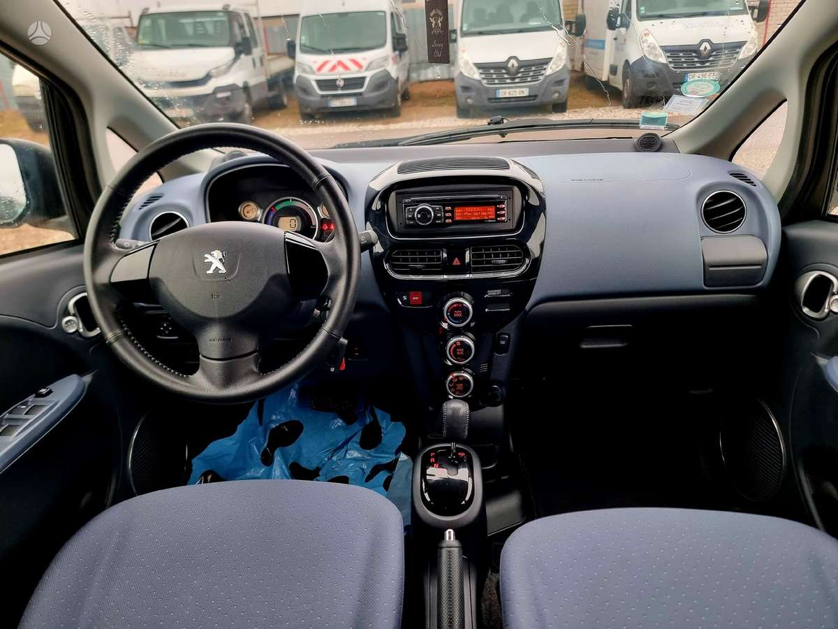 Peugeot iOn, 16 kWh, hatchback