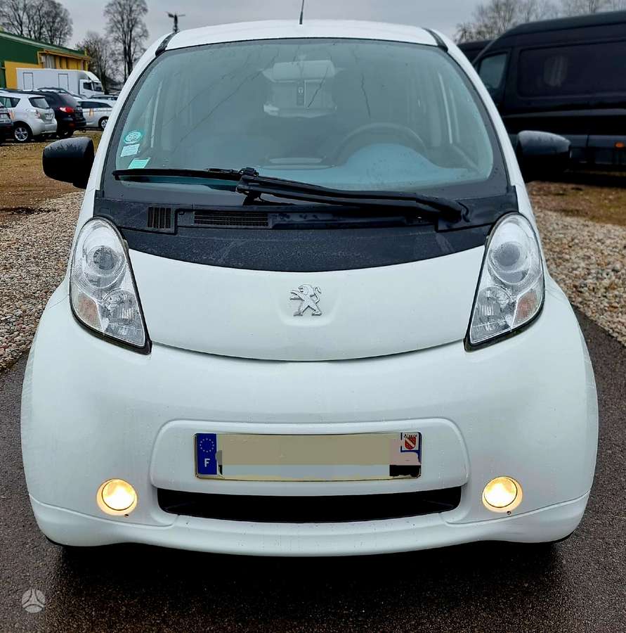Peugeot iOn, 16 kWh, hatchback