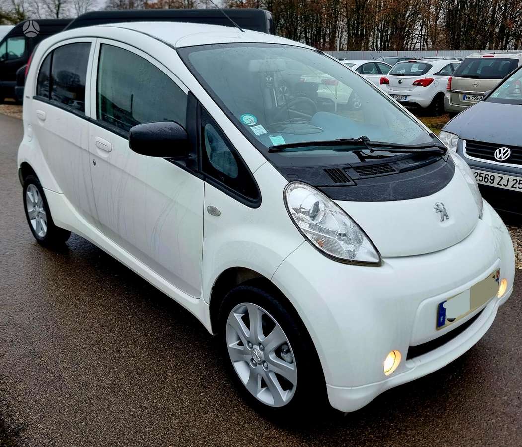 Peugeot iOn, 16 kWh, hatchback
