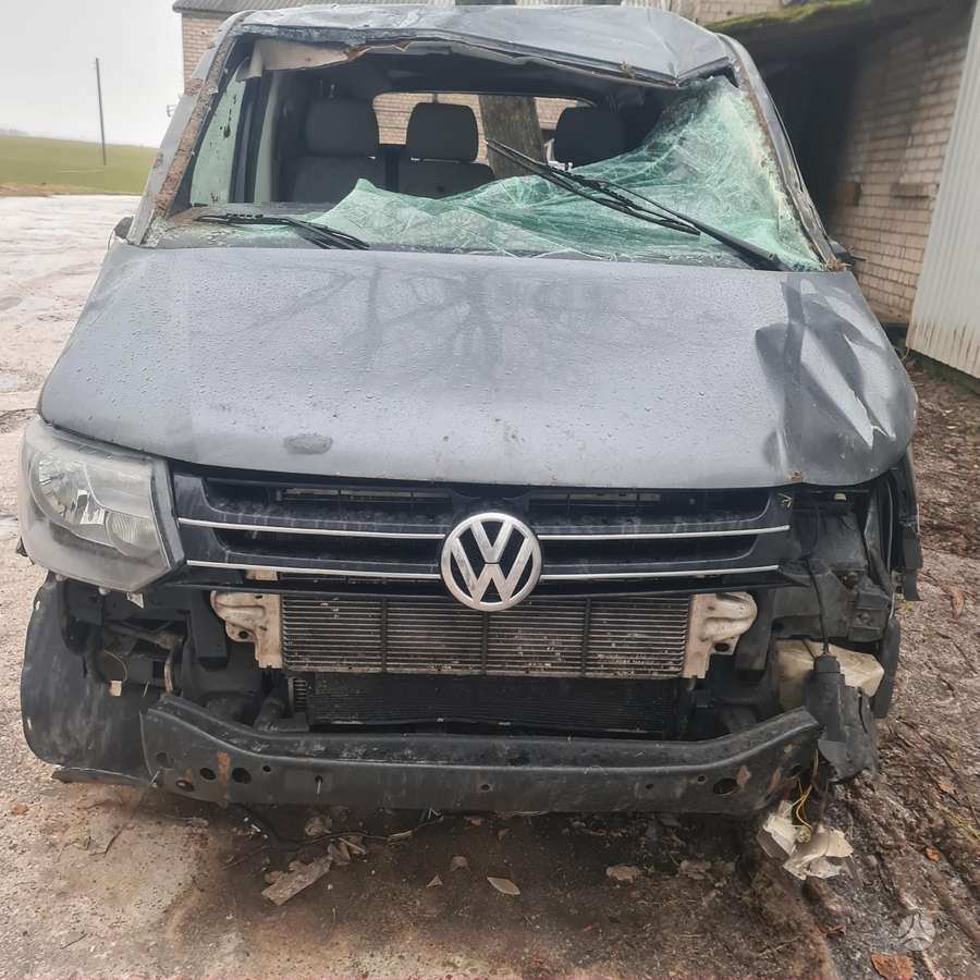 Volkswagen Transporter, passenger vans