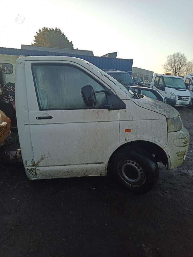 Volkswagen Transporter, preču
