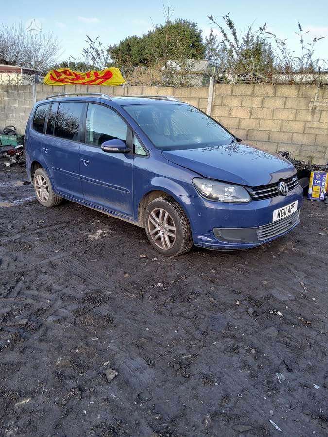 Volkswagen Touran по частям