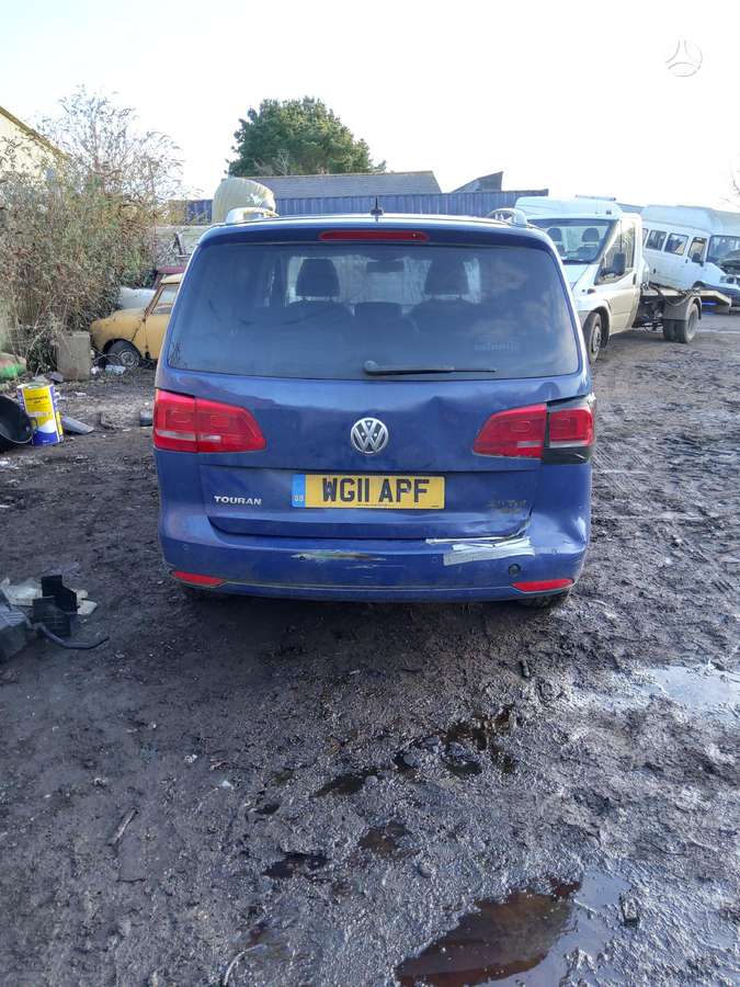 Volkswagen Touran по частям