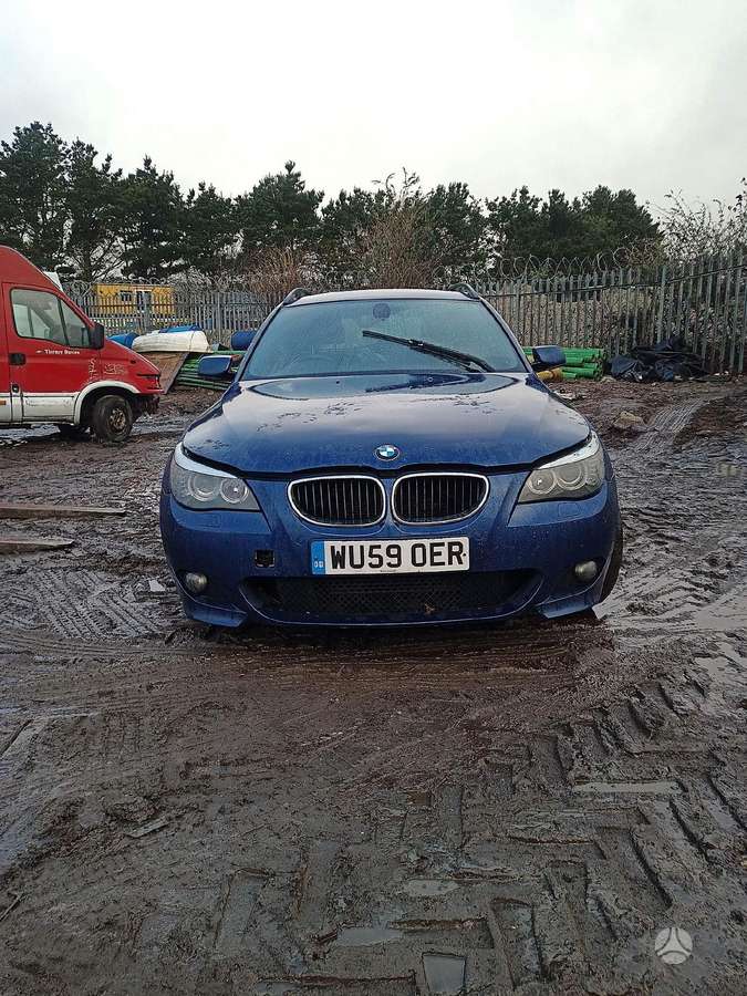 BMW 520 for parts