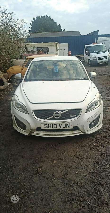 Volvo C30 for parts
