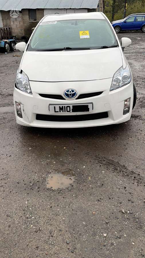 Toyota Prius Prius 3 dalimis