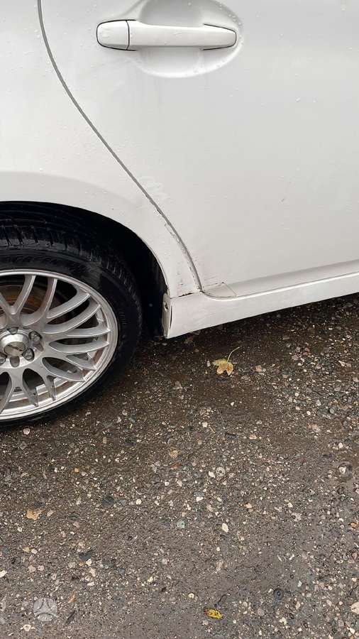 Toyota Prius Prius 3 dalimis