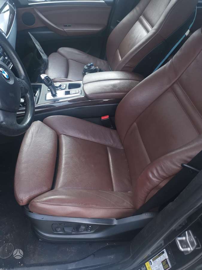 BMW X5 E70 e71 dalys 3 0i 3 0d 4 0d 5 0d