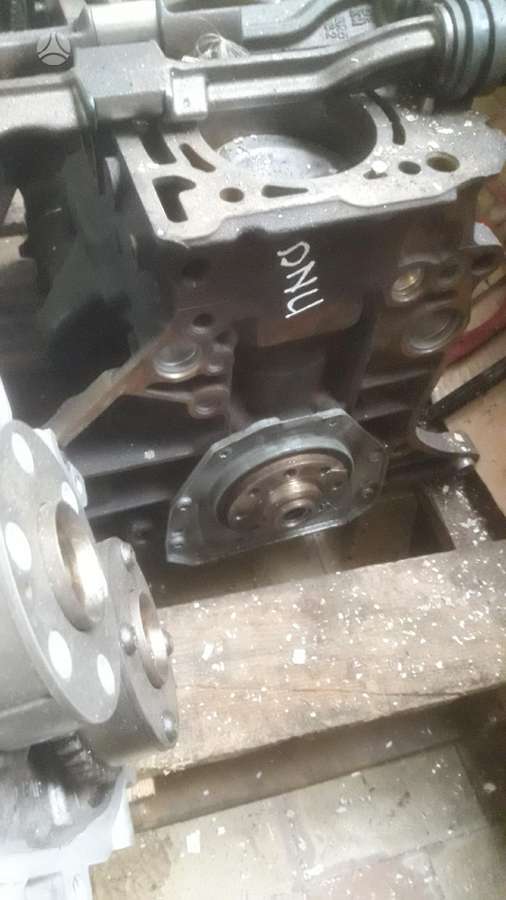 Volkswagen Golf, DNU, variklio detalės