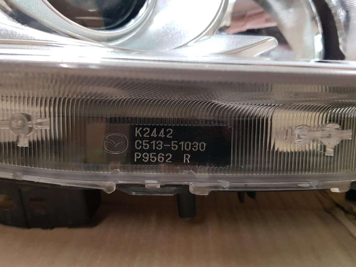 Mazda 5, C513-51030, žibintai