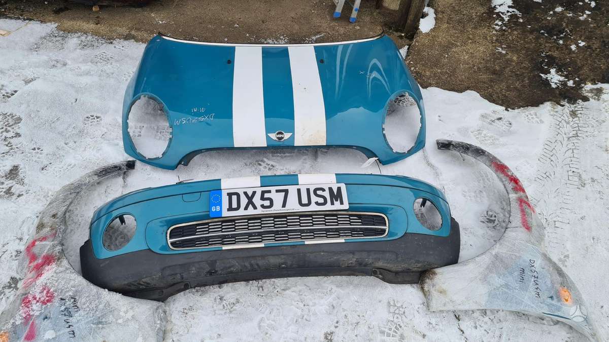 Mini Cooper Variklis dalimis