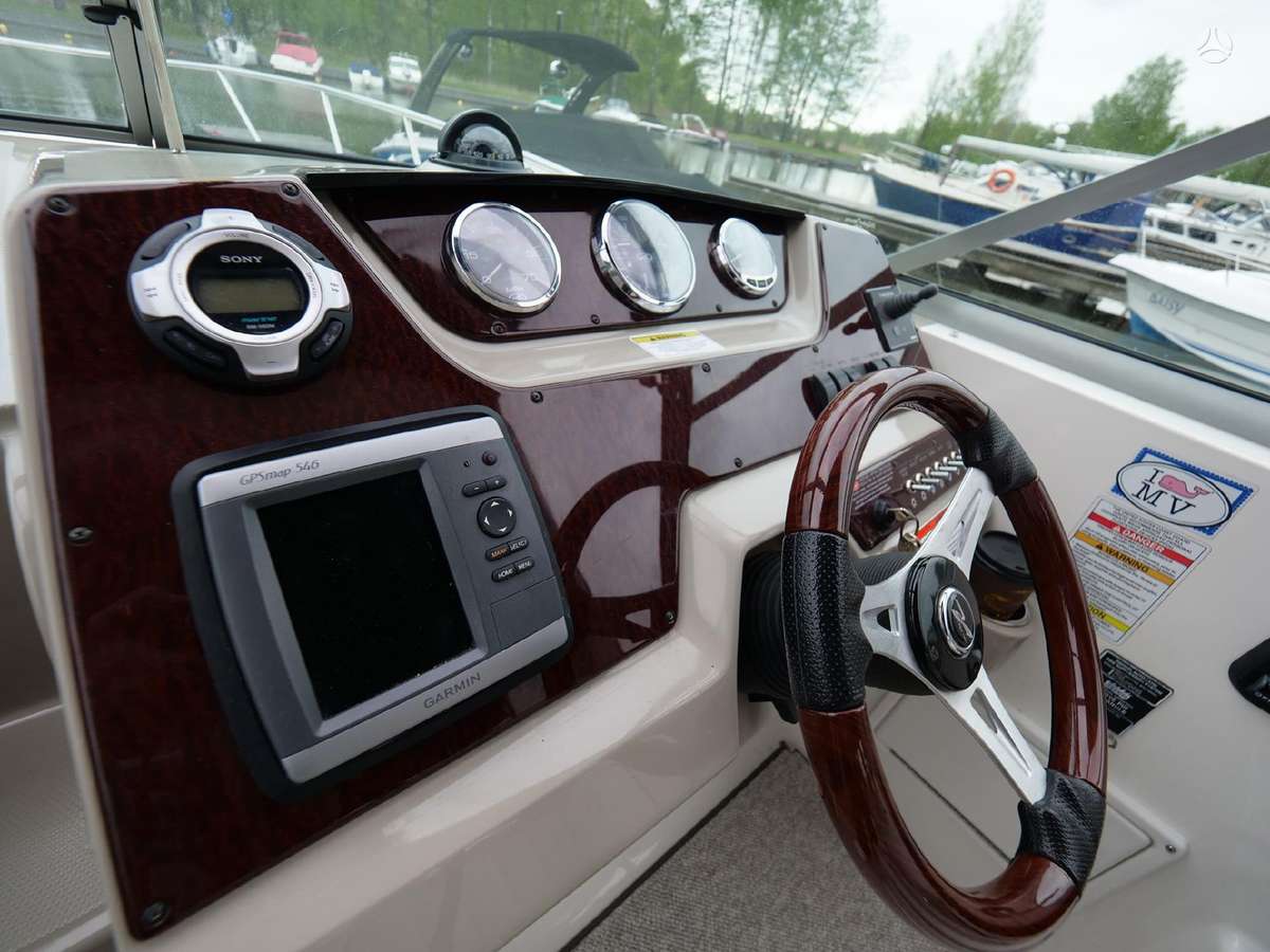 SeaRay 265 Sundancer, yachts / cruisers