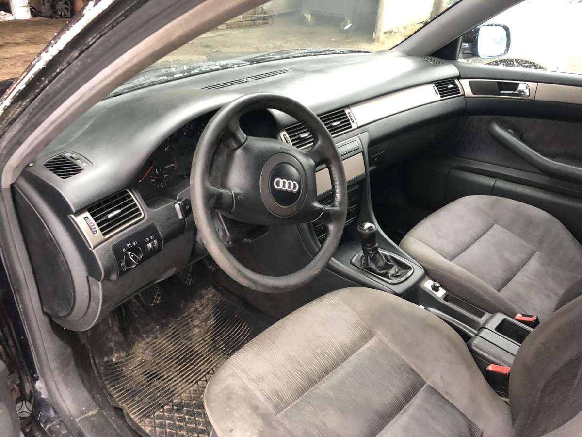 Audi A6 dalimis. 1 8turbo dalimis