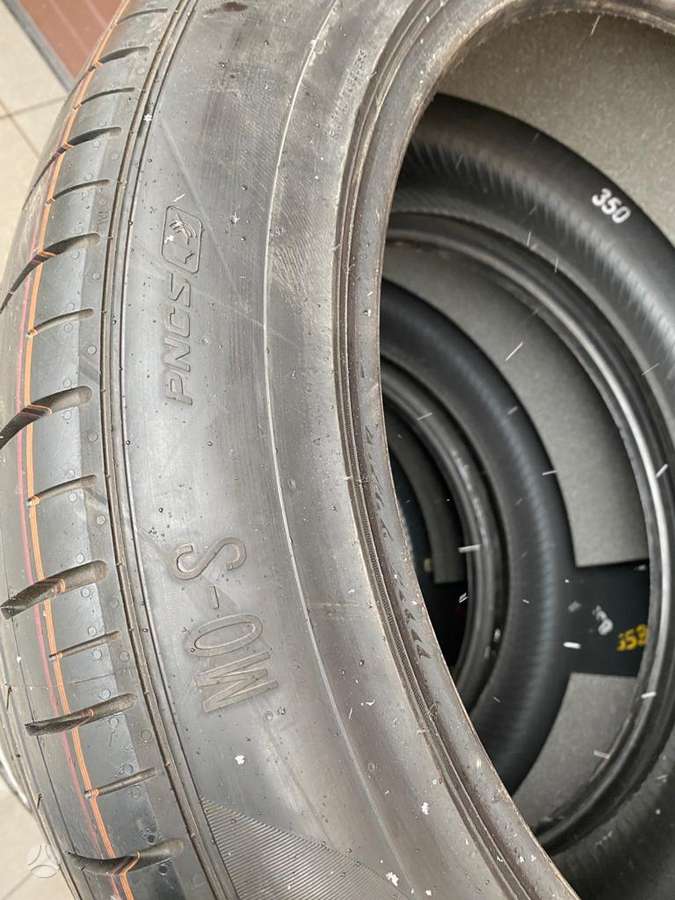 Pirelli P ZERO, vasaras 275/45 R21