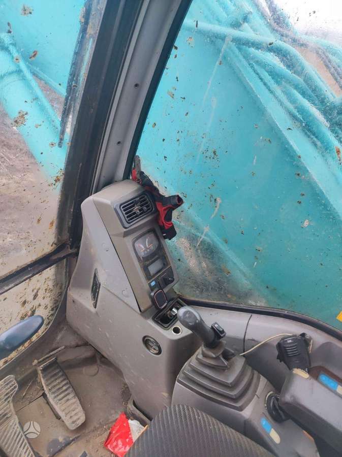 Kobelco SK210-LC6, экскаваторы