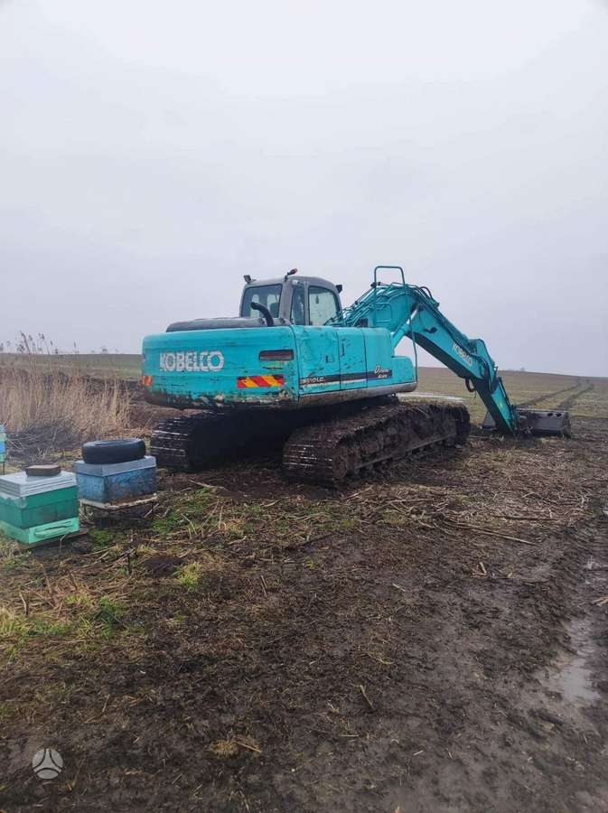 Kobelco SK210-LC6, ekskavatoriai